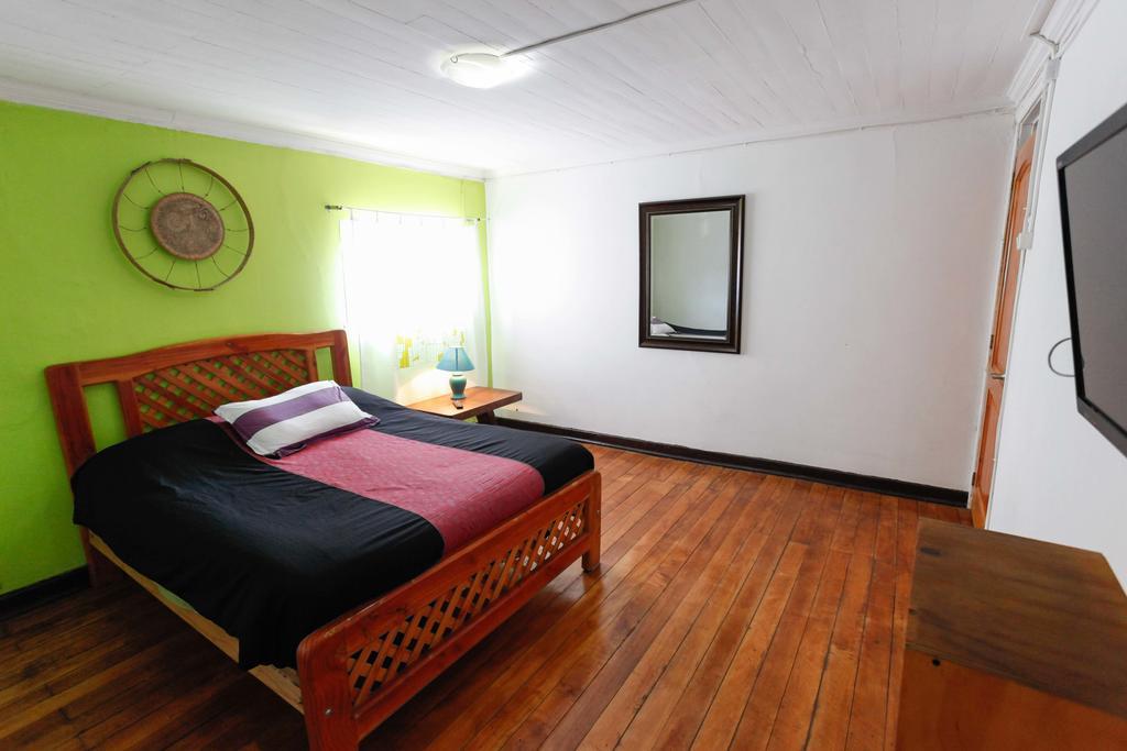 Casa Violeta Limon Apartment Valparaiso Bagian luar foto